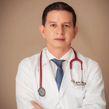 Dr. Byron Villacís Navarrete